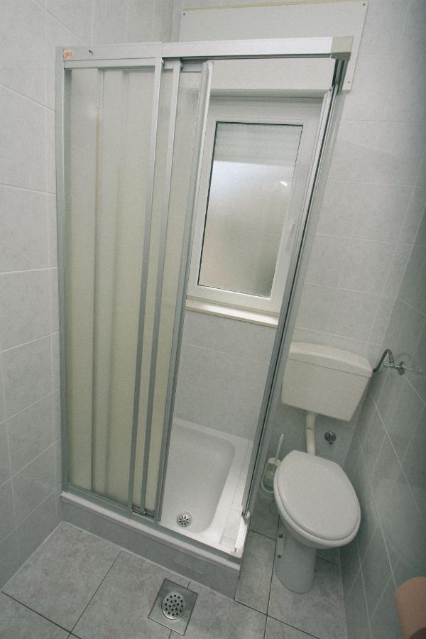 Apartments Mare Трогир Экстерьер фото